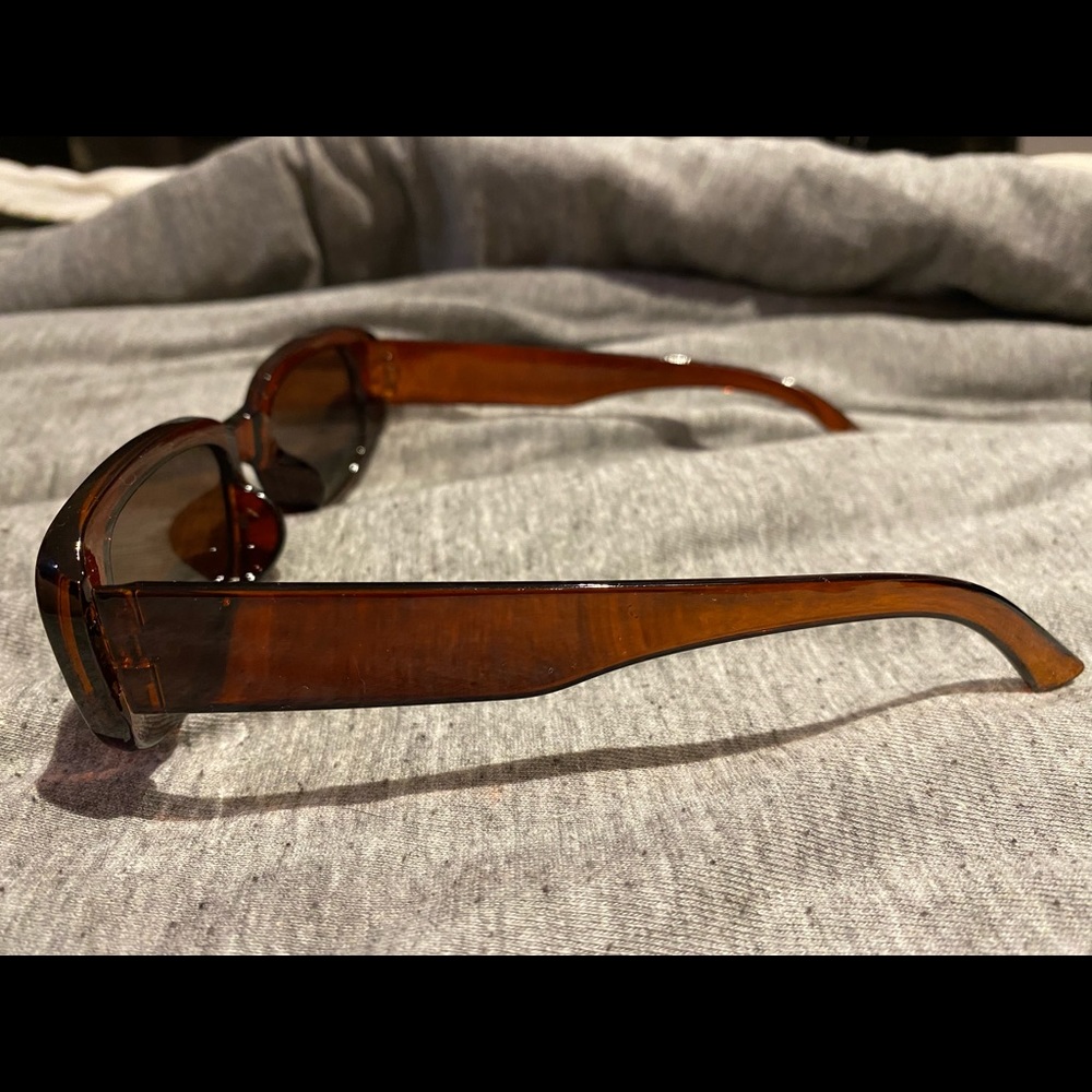 Brown sunglasses - Picture 3 of 3